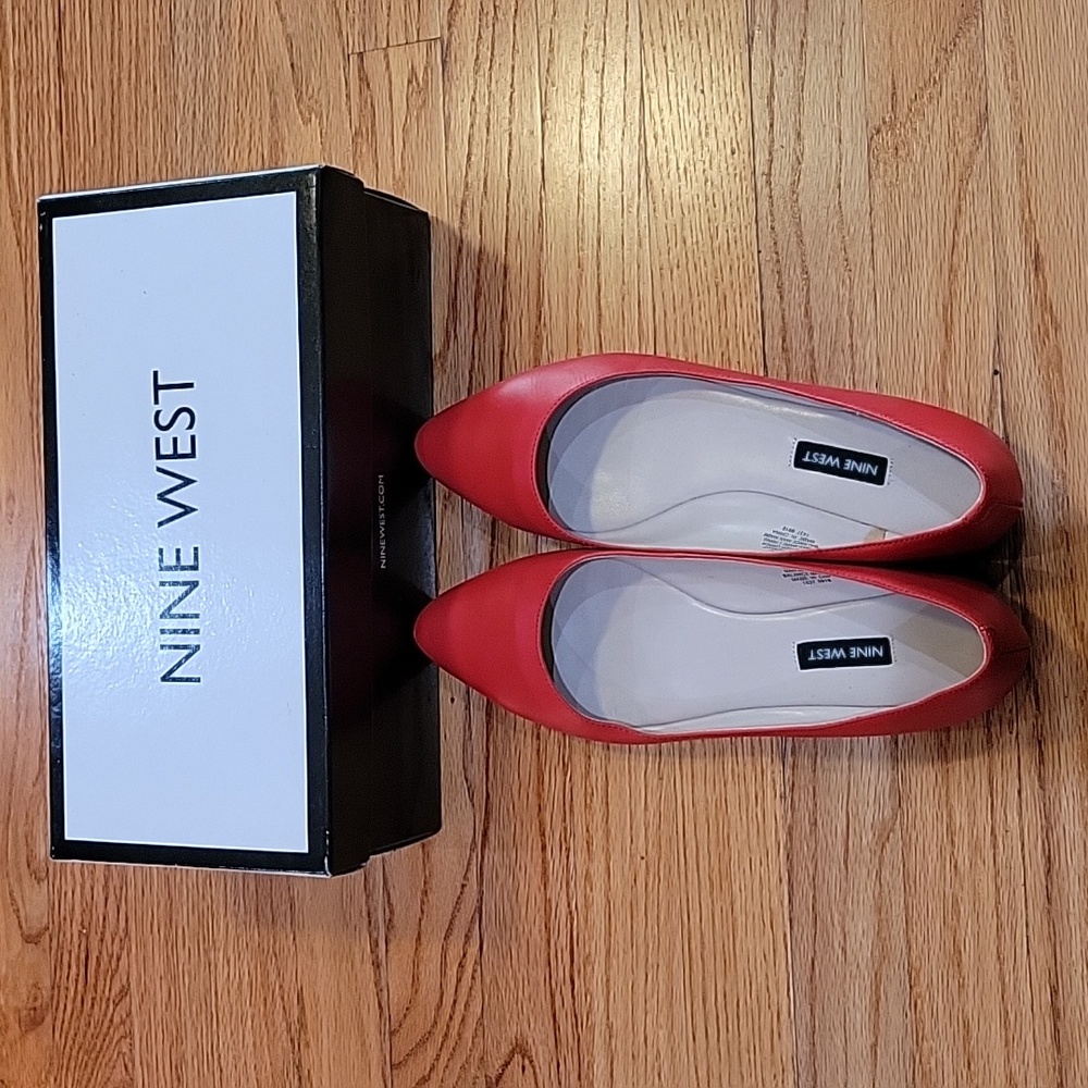 Nine West Speakup Red Flat